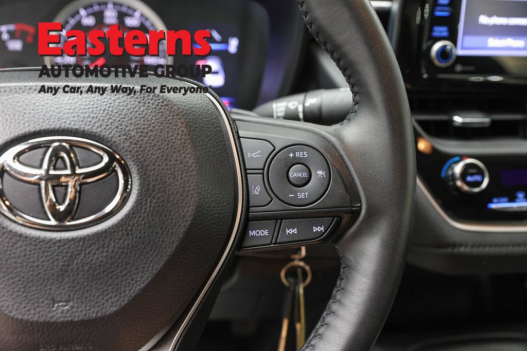 Used 2022 Toyota Corolla SE FWD image 15
