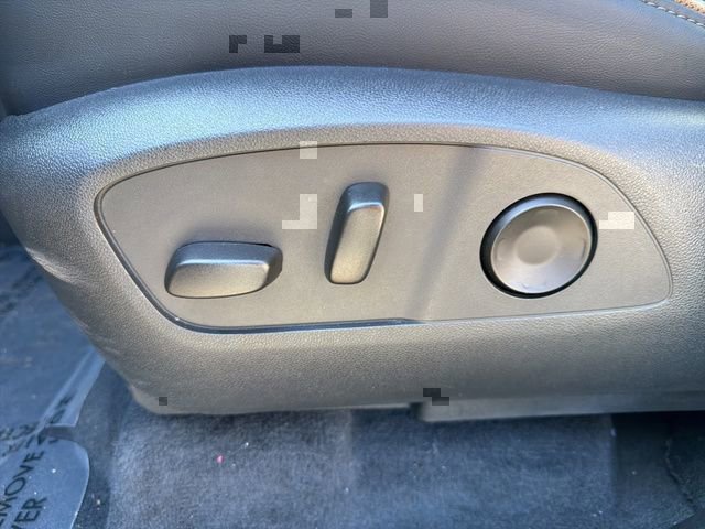 Used 2024 GMC Acadia AT4 w/ Luxury Package image 21