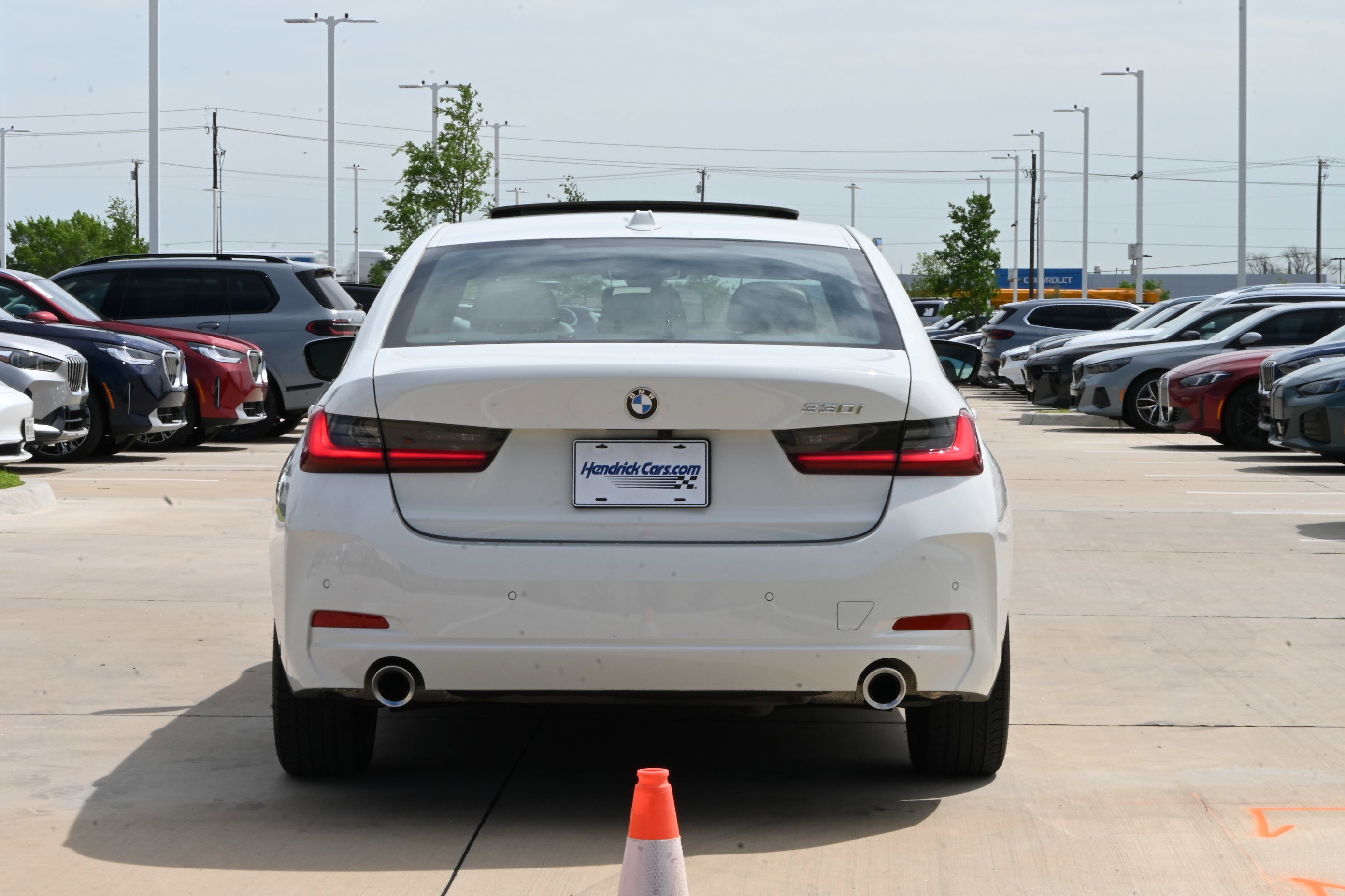 Certified 2024 BMW 330i Sedan w/ Convenience Package image 8