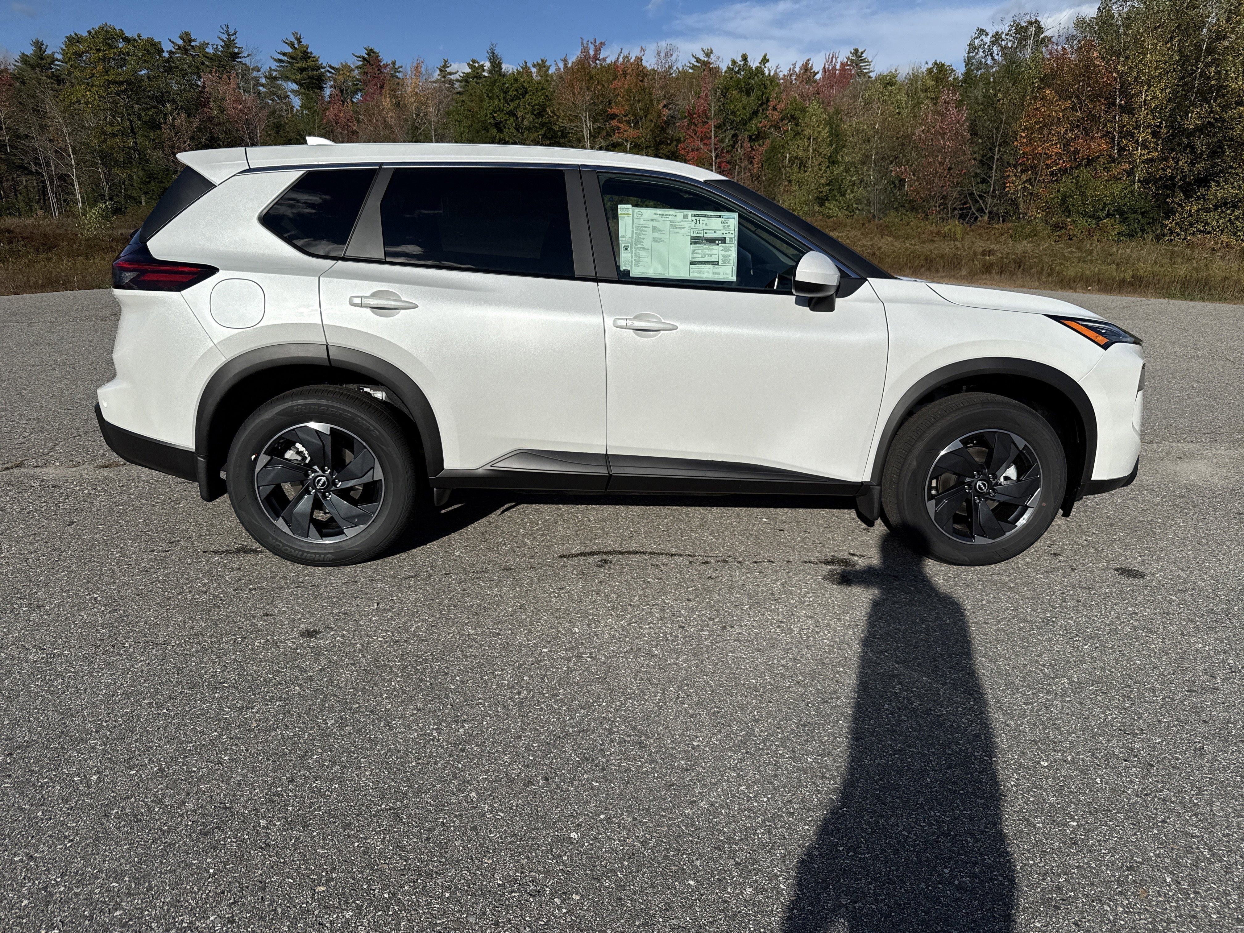 New 2026 Nissan Rogue SV AWD/4WD image 8