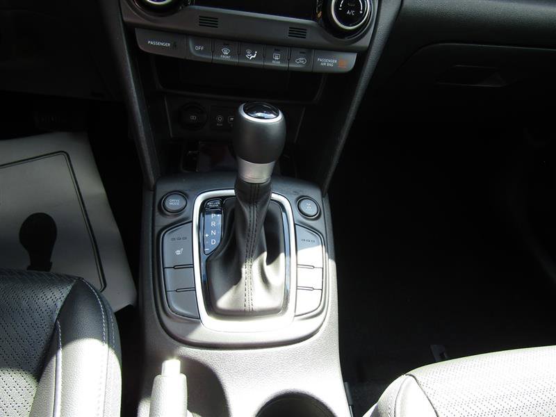 Used 2021 Hyundai Kona Limited image 22