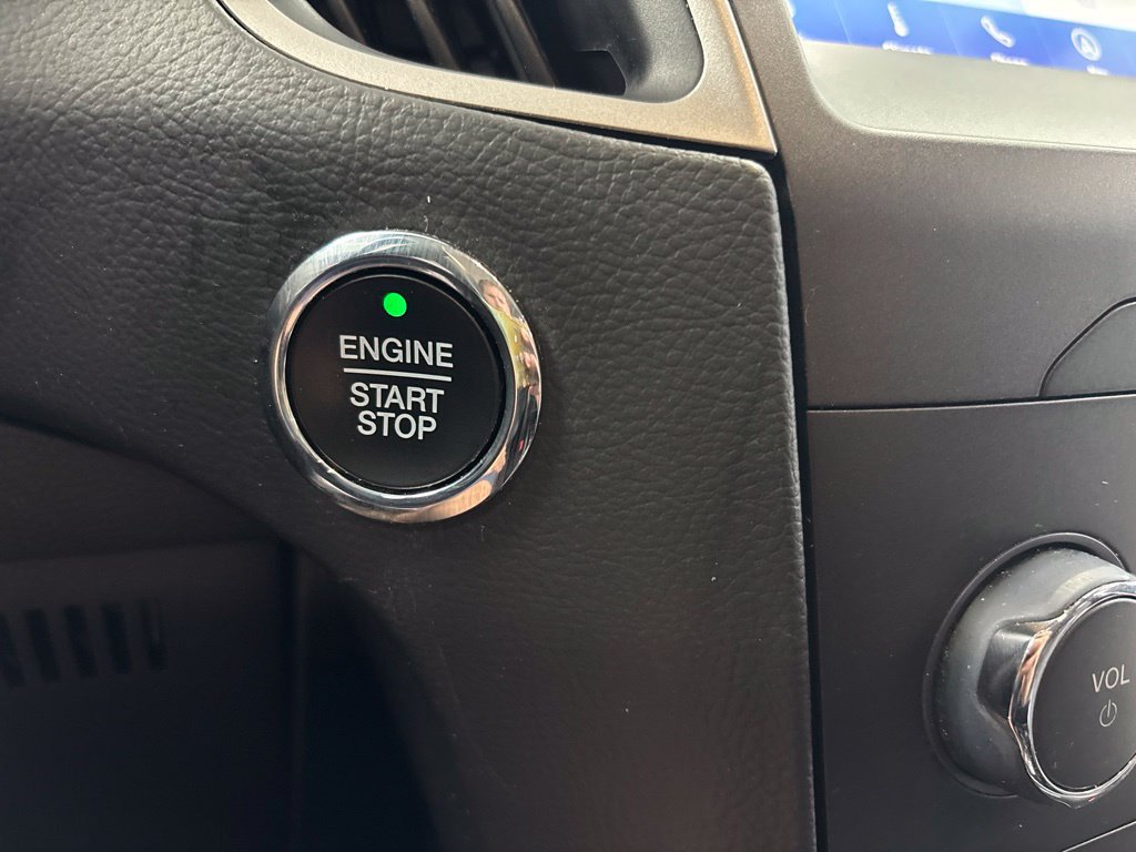 Used 2020 Ford Edge SEL AWD/4WD image 21