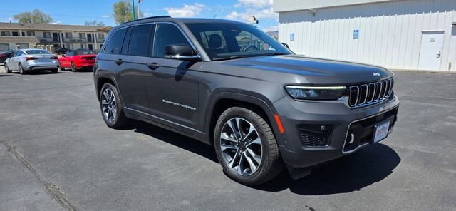Used 2024 Jeep Grand Cherokee Overland