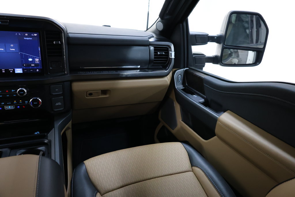Used 2026 Ford F250 Lariat w/ Tremor Off-Road Package AWD/4WD image 91
