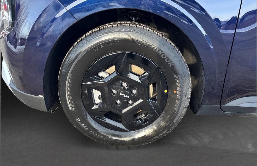 New 2026 Kia Carnival FWD image 12