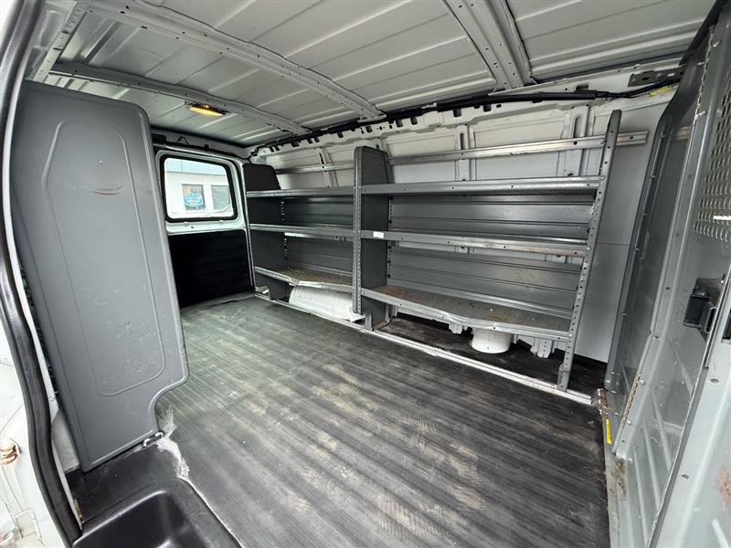 Used 2014 Chevrolet Express 1500 AWD image 22