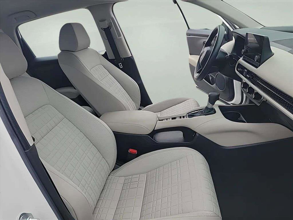 Used 2024 Honda HR-V LX image 24