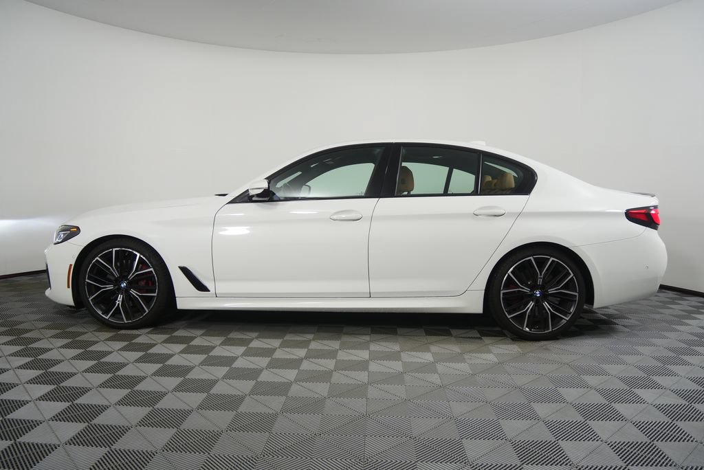 Used 2023 BMW 530i w/ M Sport Package RWD image 6