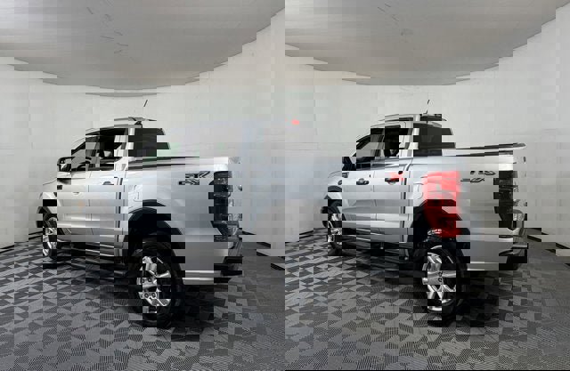 Used 2019 Ford Ranger XL w/ Equipment Group 101A Mid image 3