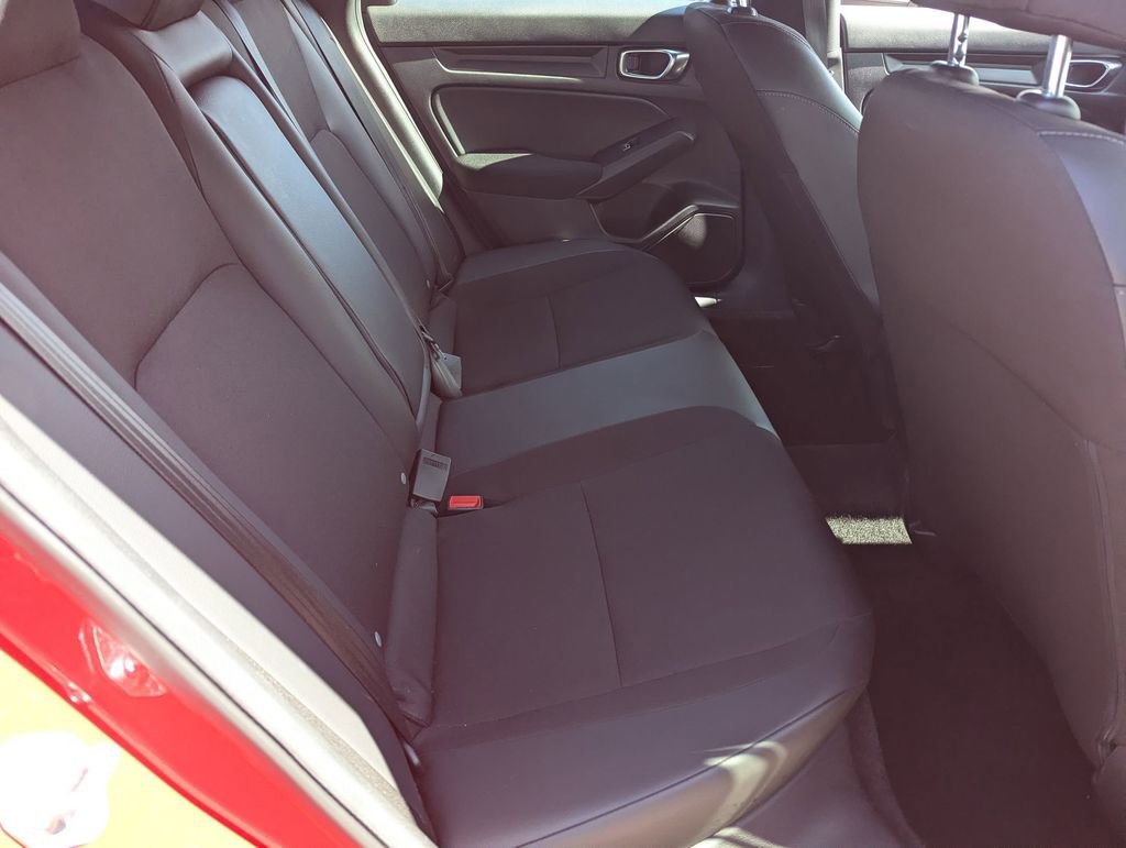 Used 2025 Honda Civic Sport image 25