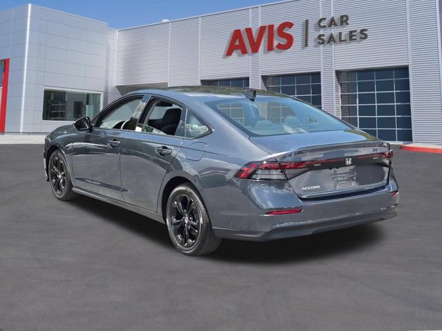 Used 2025 Honda Accord SE image 9