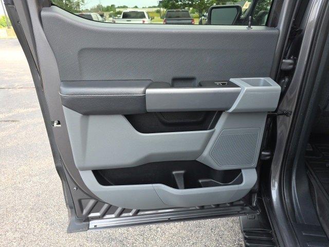 Used 2021 Ford F150 XLT image 17