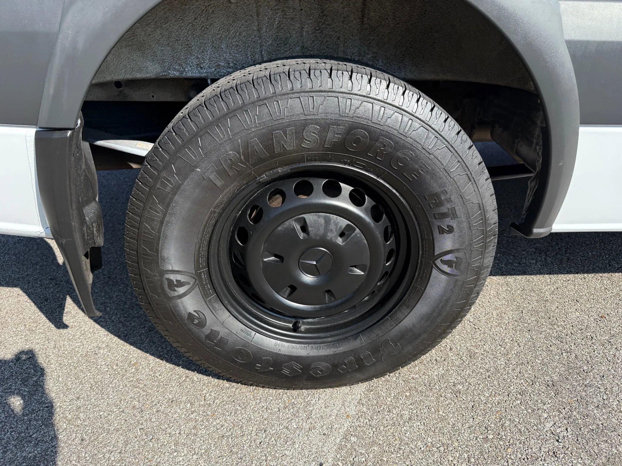 Used 2016 Mercedes-Benz Sprinter 2500 w/ Convenience Package image 33