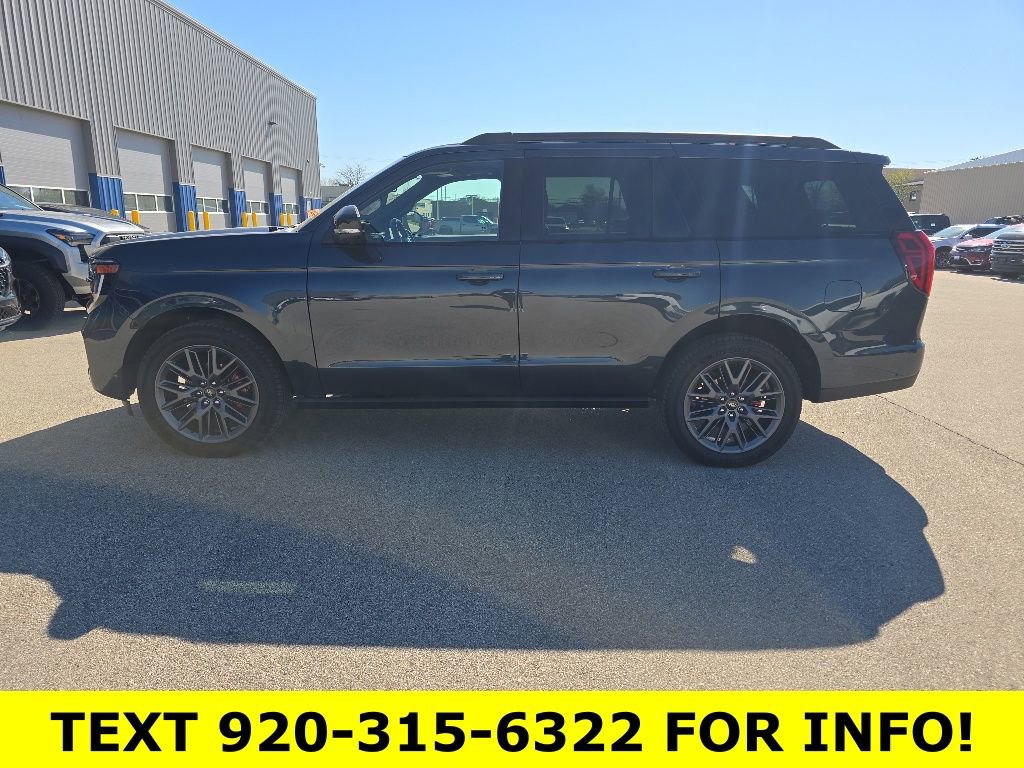 Used 2025 Ford Expedition Platinum w/ Stealth Performance Package AWD/4WD image 3