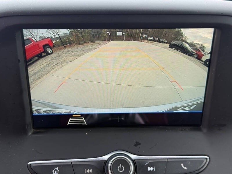 Used 2019 Chevrolet Camaro LT RWD image 16