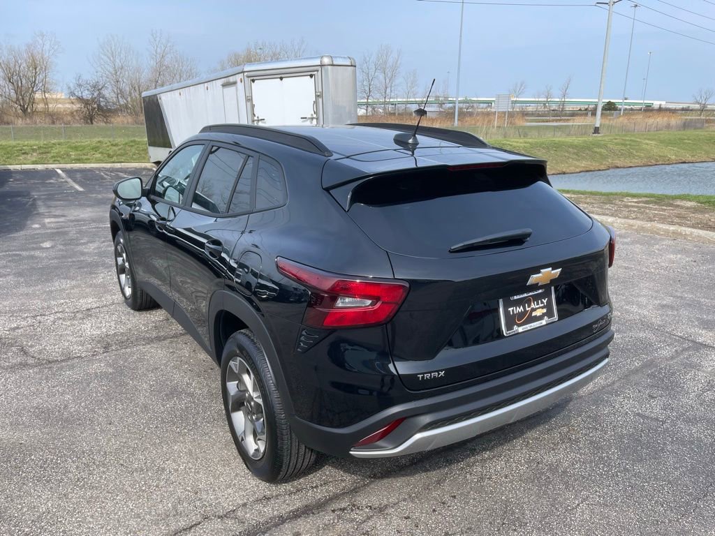New 2026 Chevrolet Trax LT image 5