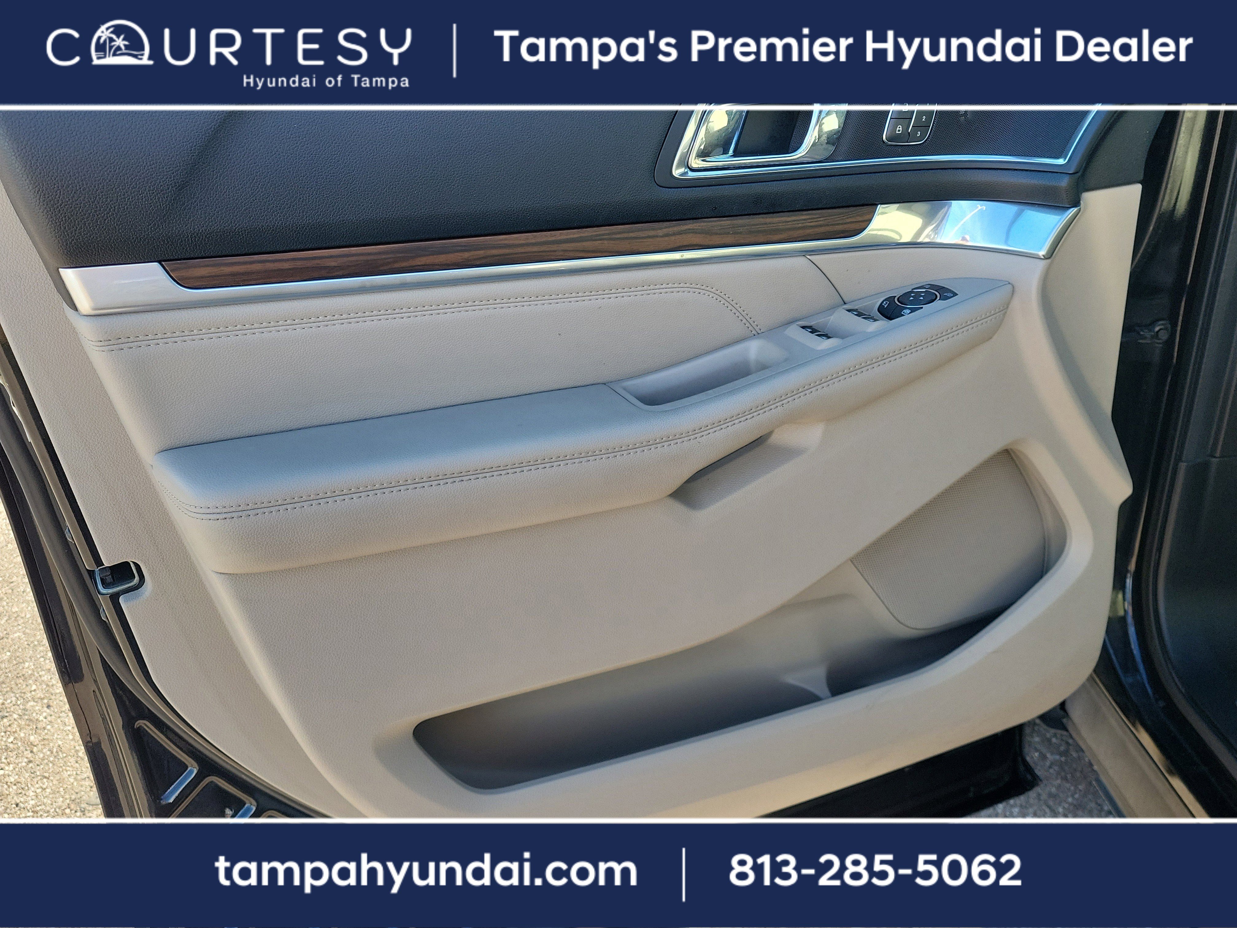 Used 2019 Ford Explorer Limited w/ Class III Trailer Tow Package image 20