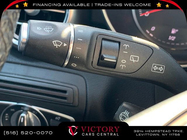Used 2018 Mercedes-Benz GLC 300 4MATIC w/ Premium Package image 35