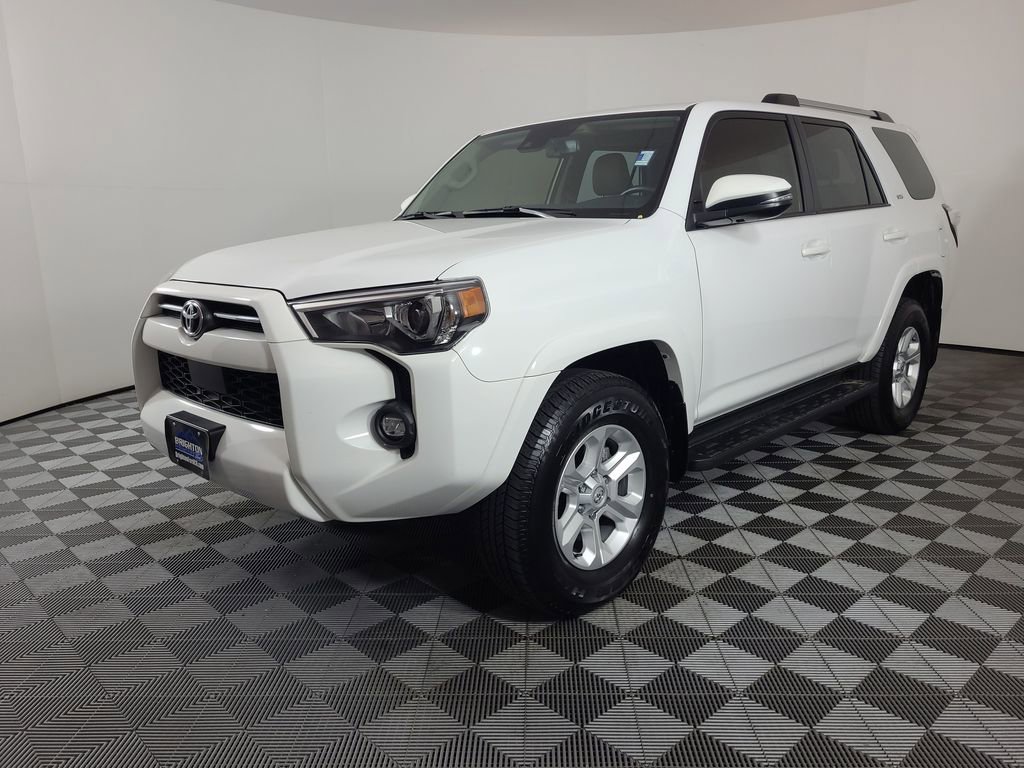 Used 2024 Toyota 4Runner SR5 Premium w/ Moonroof Package AWD/4WD image 7