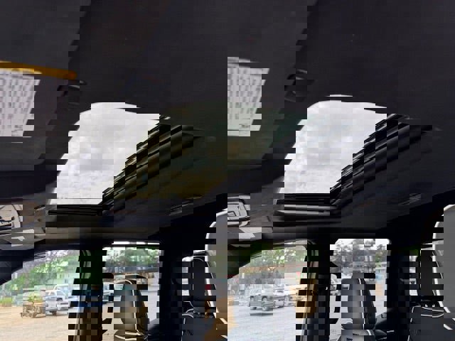 Used 2024 GMC Sierra 1500 AT4X image 16