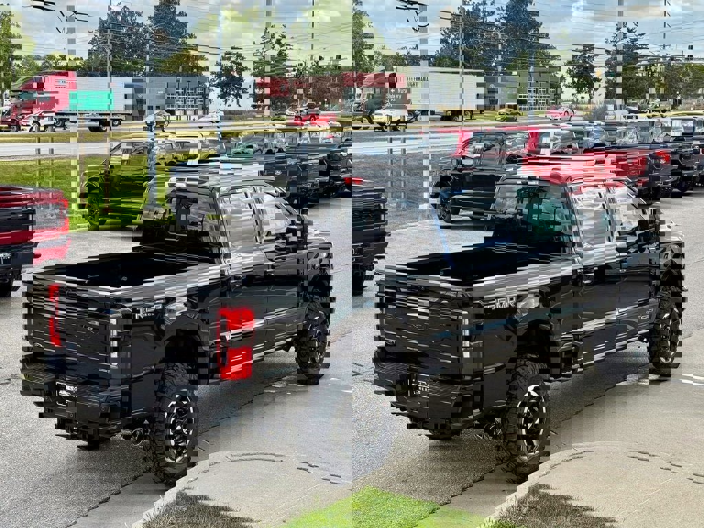 New 2026 Ford F250 Platinum w/ Tremor Off-Road Package image 5