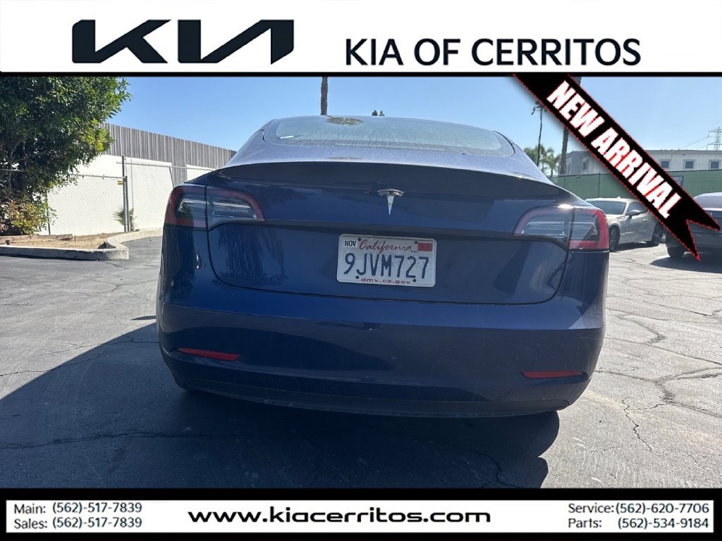 Used 2023 Tesla Model 3 Standard Range RWD image 4