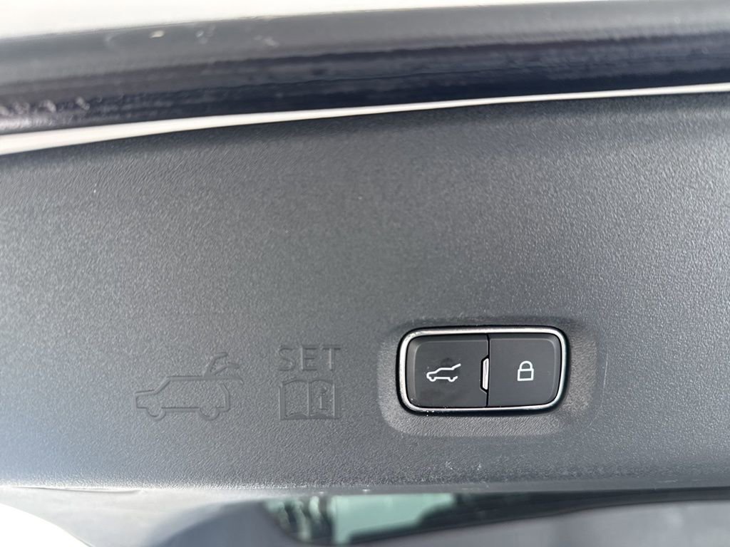 Used 2025 Ford Expedition Max Platinum AWD/4WD image 21