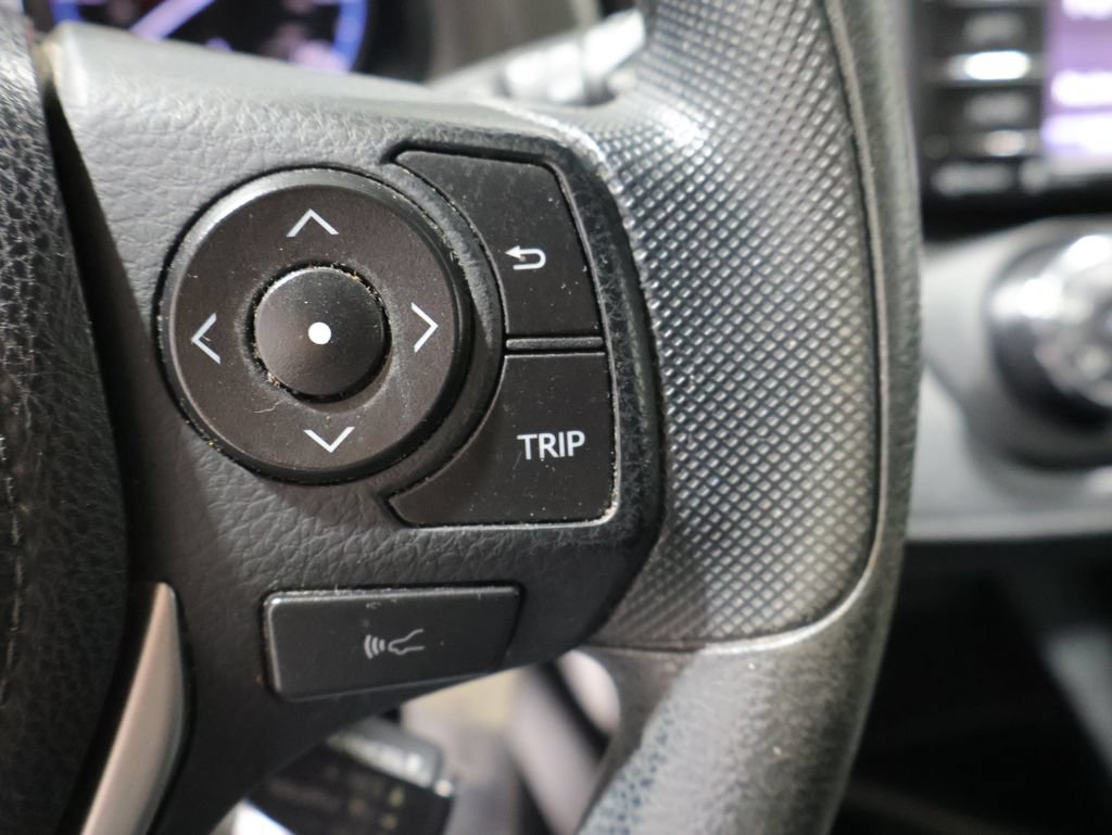 Used 2017 Toyota RAV4 LE w/ Carpet Mat Package FWD image 32