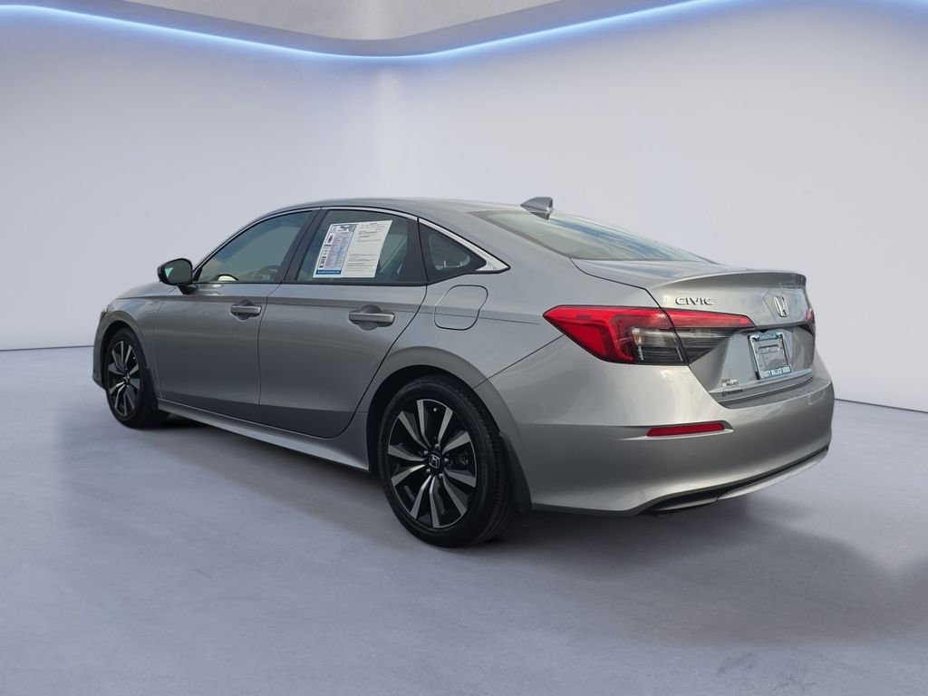 Used 2023 Honda Civic EX image 3