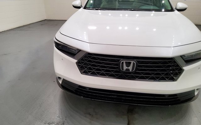 Used 2023 Honda Accord EX-L image 10