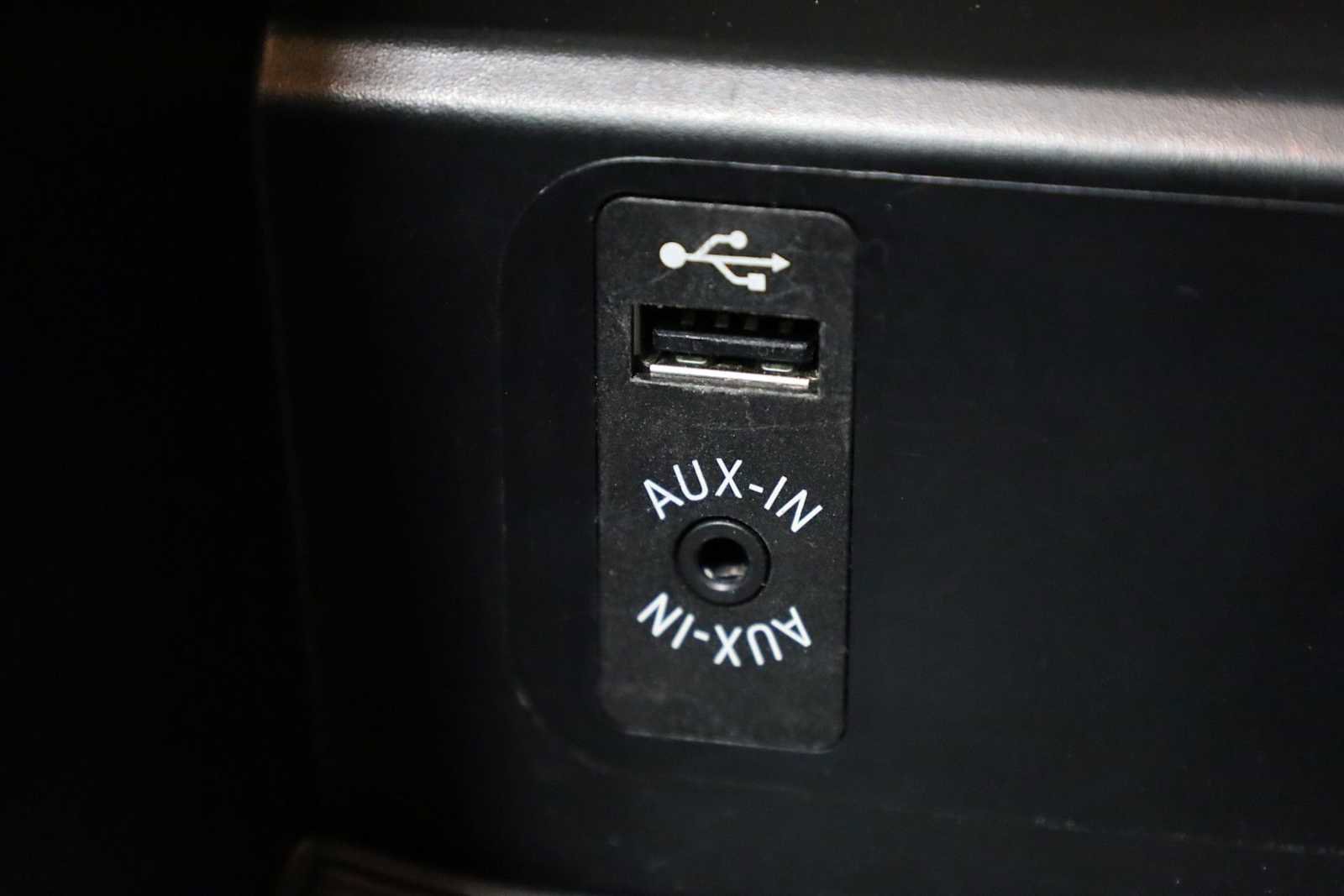 Used 2017 BMW X3 xDrive28i image 32