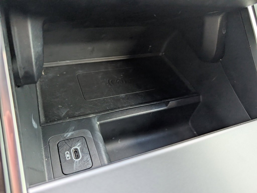 Certified 2025 Land Rover Range Rover Velar S image 18