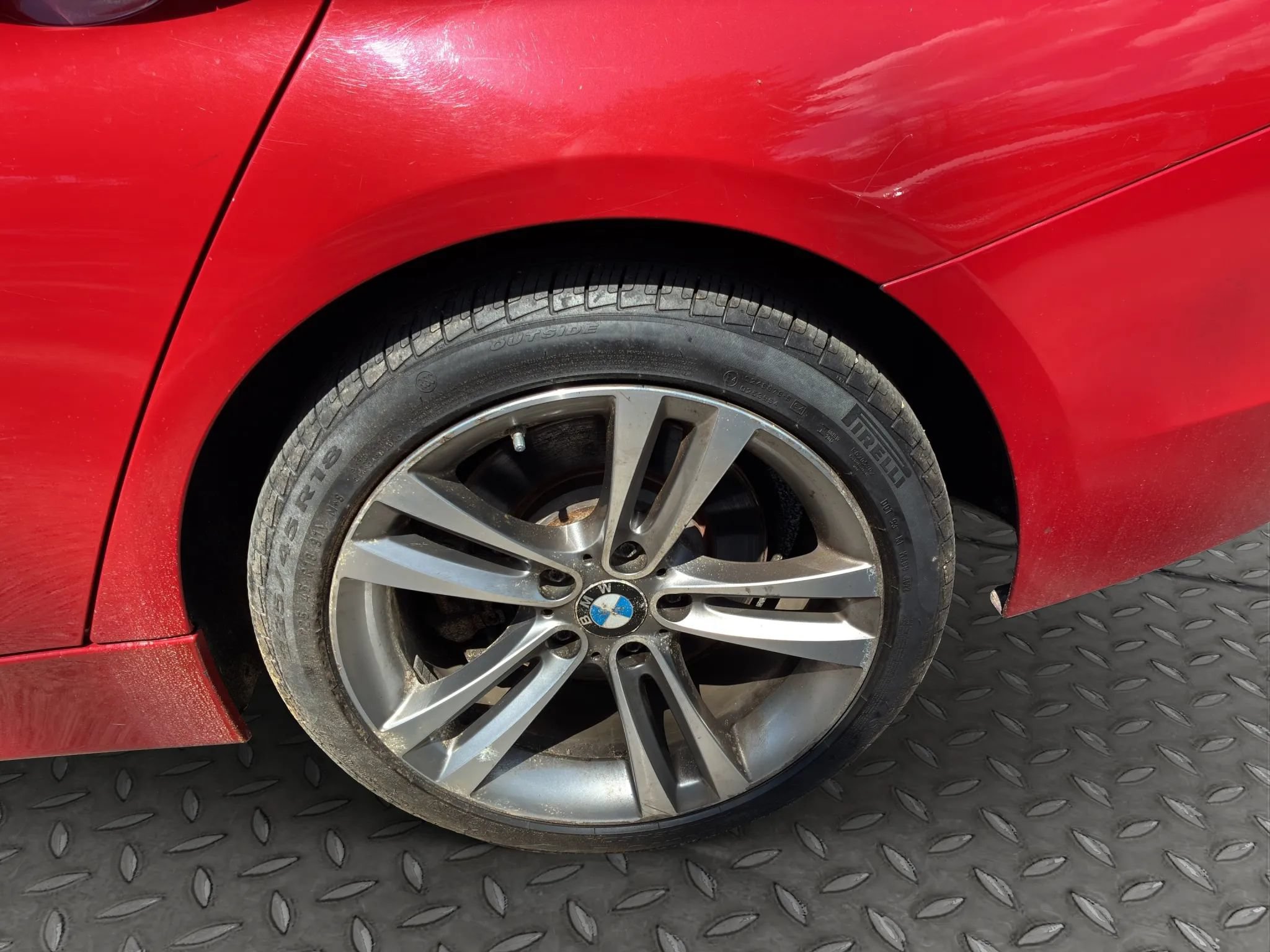 Used 2013 BMW 335i xDrive Sedan AWD/4WD image 19