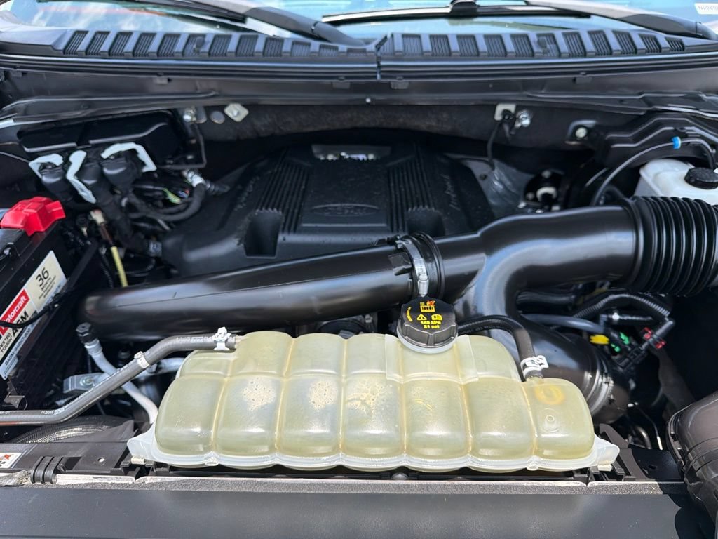 Used 2020 Ford Expedition Limited AWD/4WD image 8