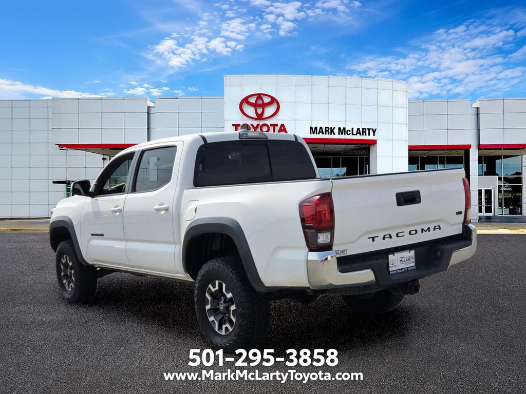 Used 2019 Toyota Tacoma TRD Off-Road AWD/4WD image 3