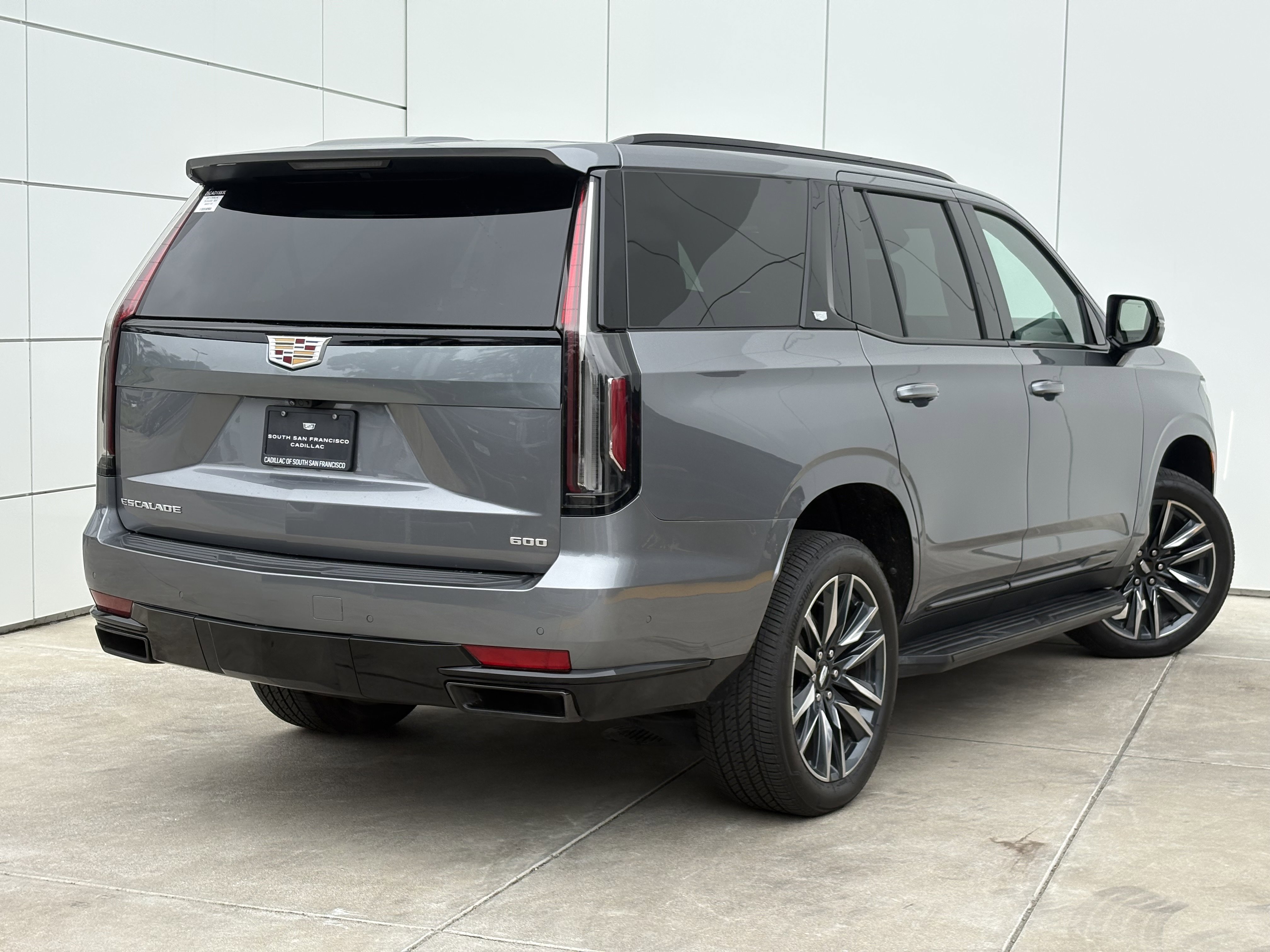 Used 2021 Cadillac Escalade Sport AWD/4WD image 7