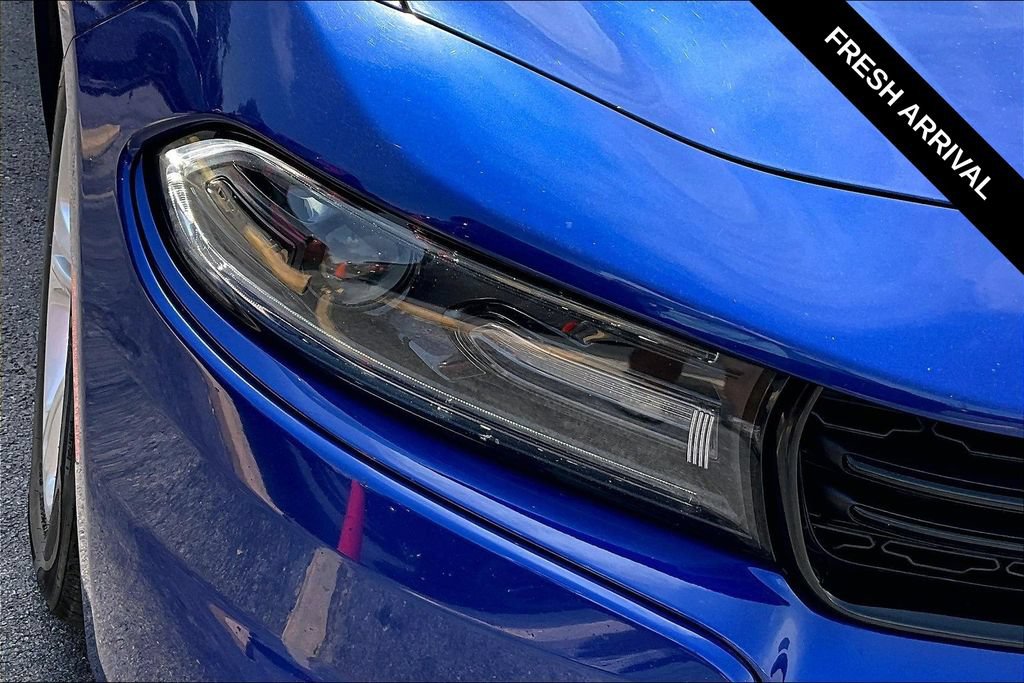 Used 2020 Dodge Charger SXT RWD image 30