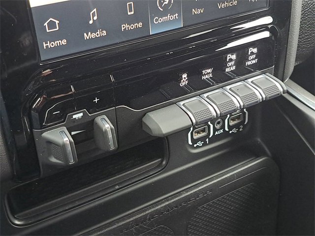 Used 2024 RAM 2500 Laramie w/ Night Edition image 9