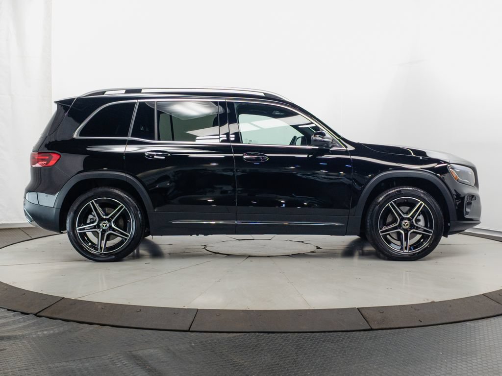 Certified 2026 Mercedes-Benz GLB 250 4MATIC image 31
