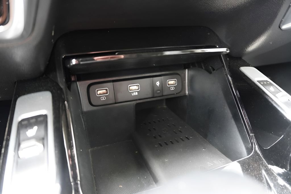 Used 2023 Kia Sorento SX FWD image 17