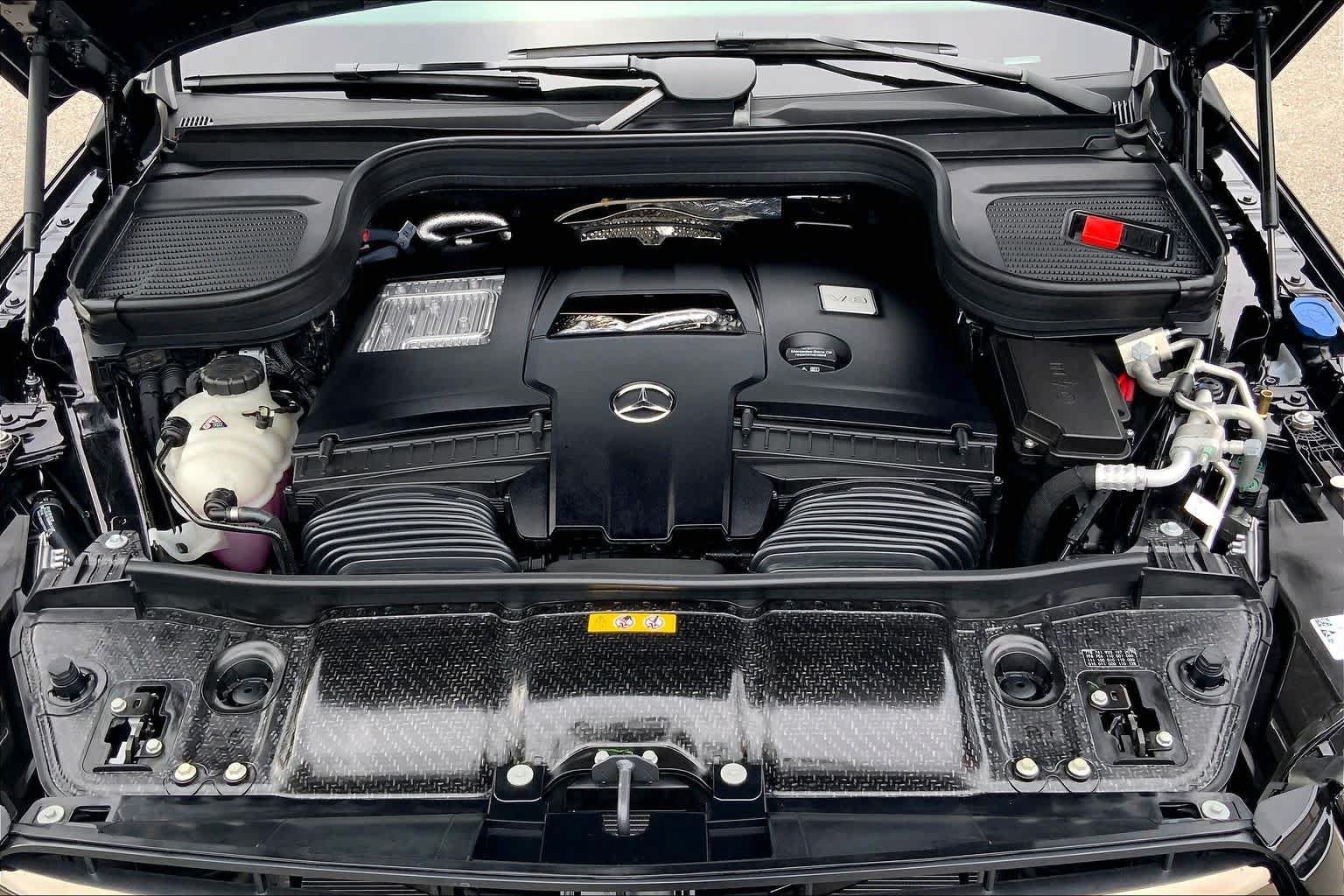 New 2026 Mercedes-Benz GLS 580 4MATIC image 15