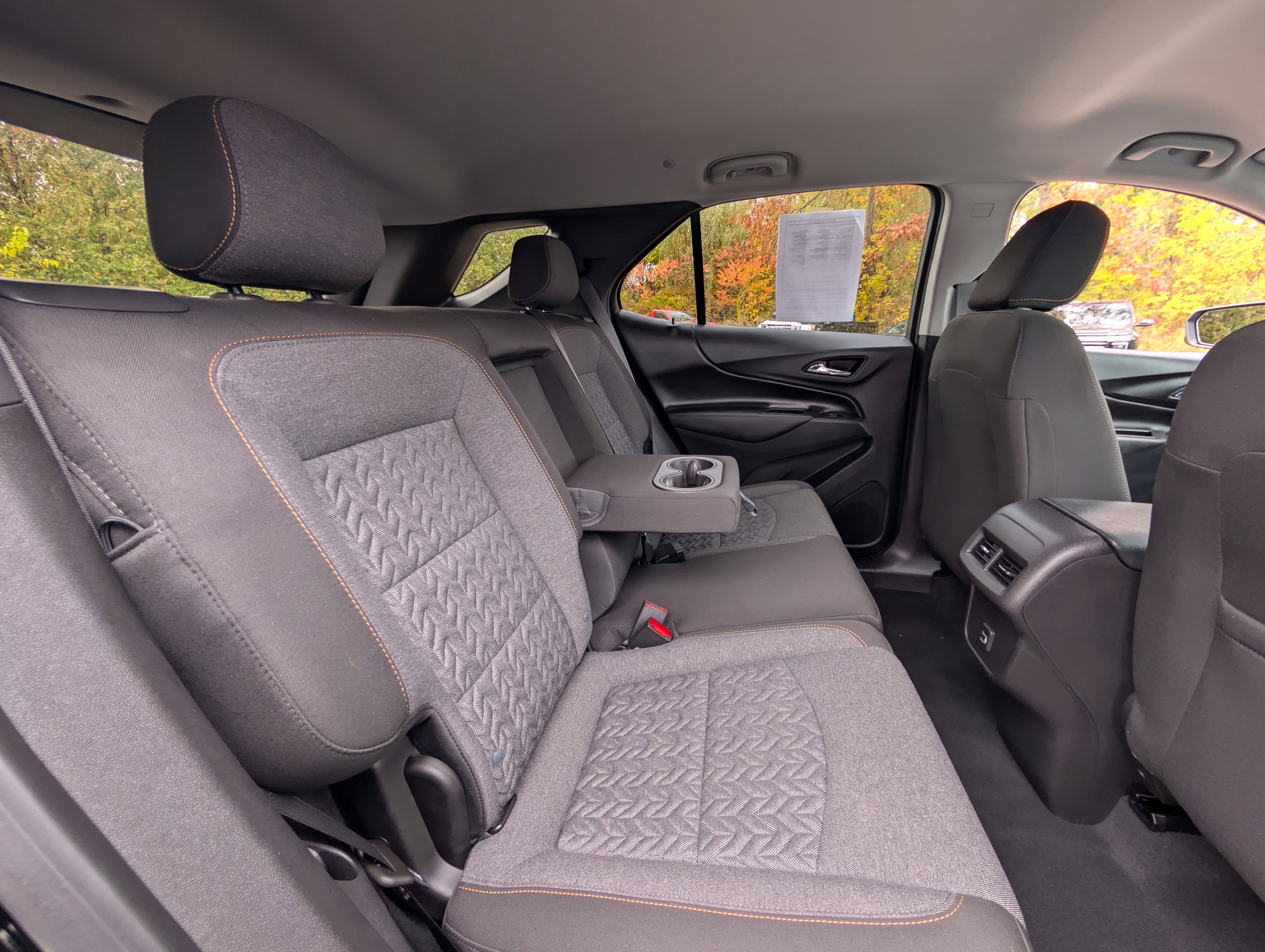 Used 2022 Chevrolet Equinox LT w/ Driver Convenience Package image 38