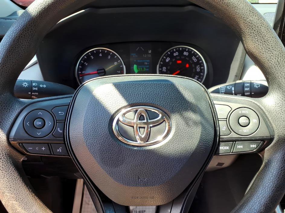 Certified 2022 Toyota RAV4 XLE AWD/4WD image 24