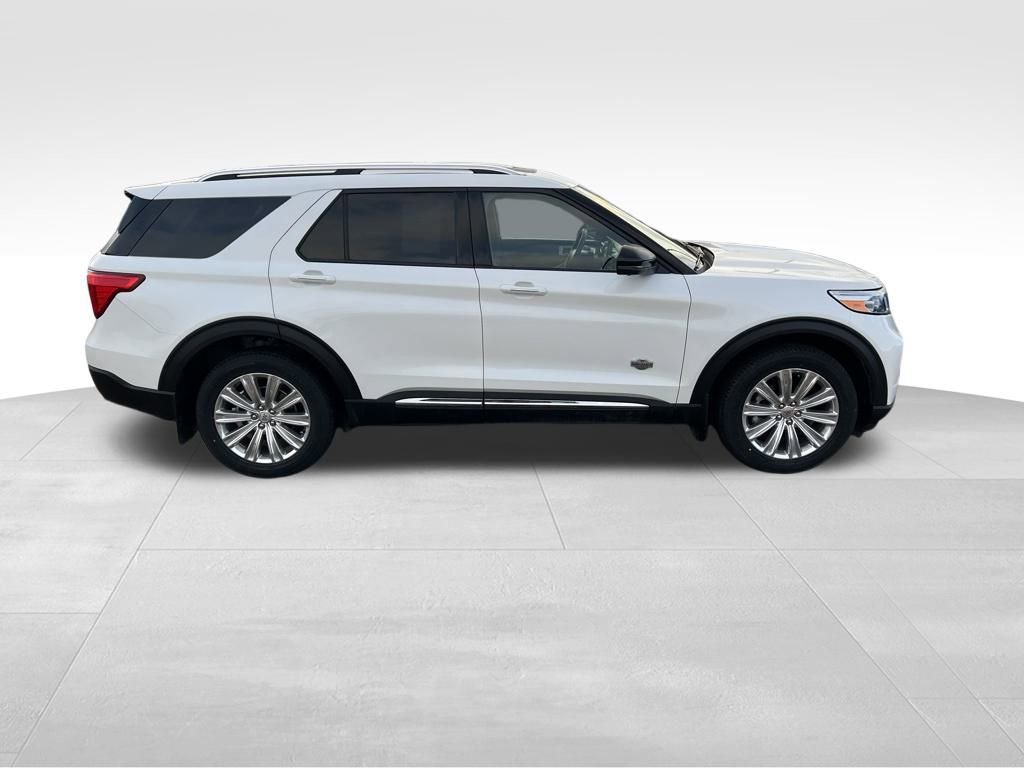 Used 2023 Ford Explorer King Ranch w/ Technology Package image 8