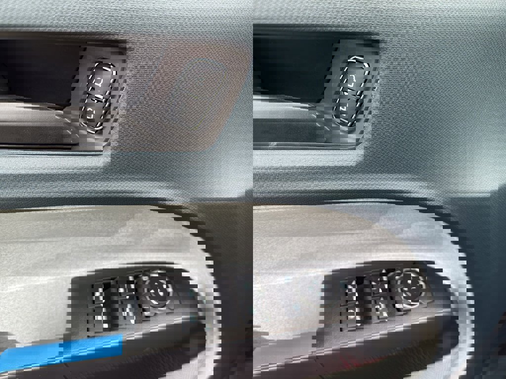 New 2025 Ford Maverick XLT w/ XLT Luxury Package image 21