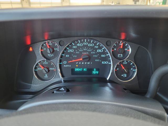 Used 2024 Chevrolet Express 2500 LT w/ LT Preferred Equipment Group RWD image 15