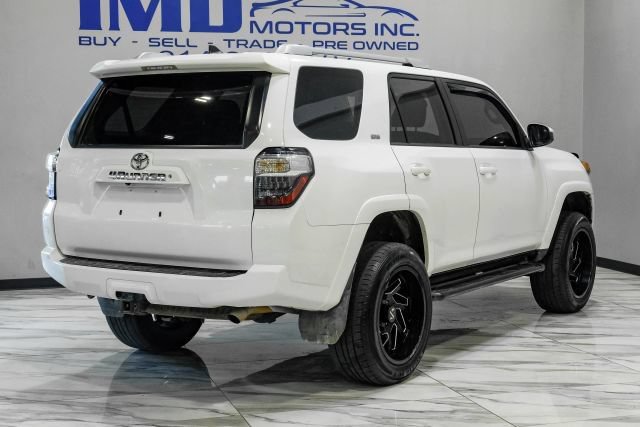 Used 2017 Toyota 4Runner SR5 RWD image 11