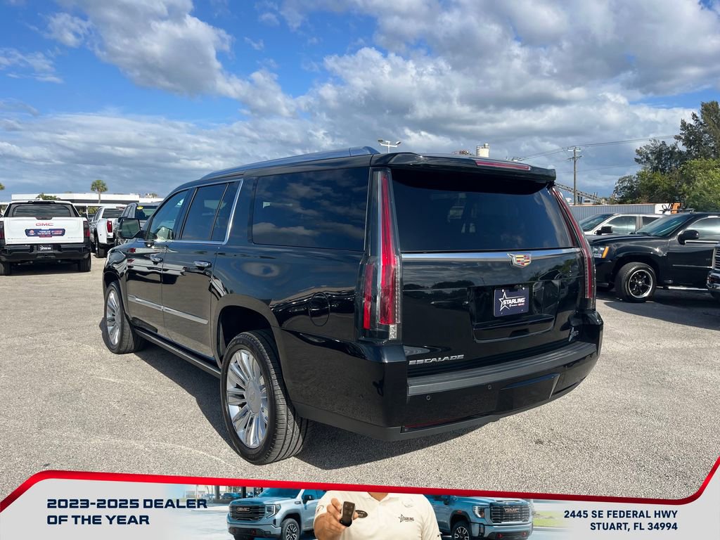 Used 2020 Cadillac Escalade ESV Platinum AWD/4WD image 5