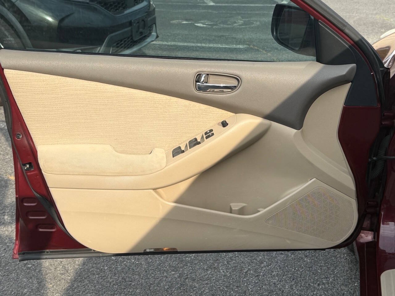 Used 2012 Nissan Altima 2.5 S FWD image 10