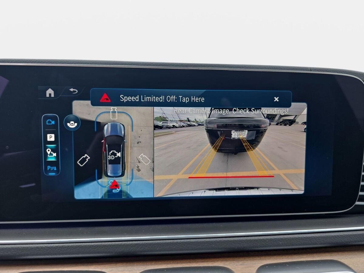 New 2026 Mercedes-Benz GLS 580 4MATIC image 23